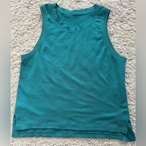 Lululemon Train To Be Tank size 4